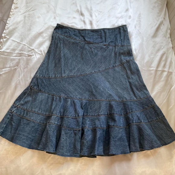 Vintage DKNY Jeans Denim Ruffle Flared Midi Skirt - Picture 1 of 7